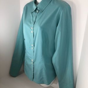 Liz Claiborne Blue French cuff button down shirt